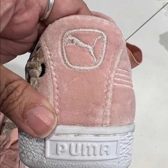 Puma Basket Heart Hyper Embroidery women's shoes size 7 - Picture 12 of 13